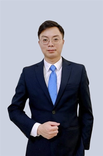 Ông Hoàng Ngọc Sơn Trưởng nhóm kinh doanh khu vực Chiêm Hóa nhóm Văn Phòng